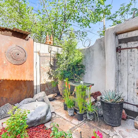 Adobe Studio: 2 Blocks To Dtwn Plaza! Santa Fe
