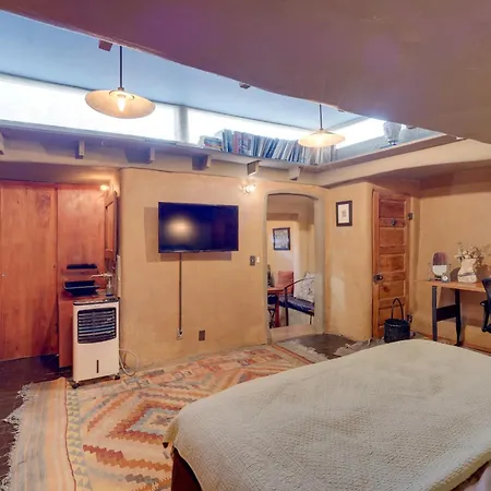 Adobe Studio: 2 Blocks To Dtwn Plaza! Santa Fe